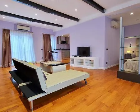 アパート Attico Loft Con Terrazza-colosseo *
