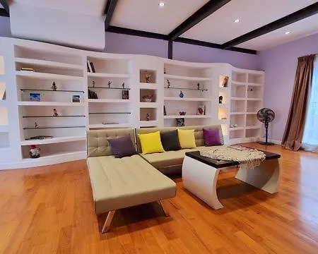 Attico Loft Con Terrazza-colosseo アパート ローマ